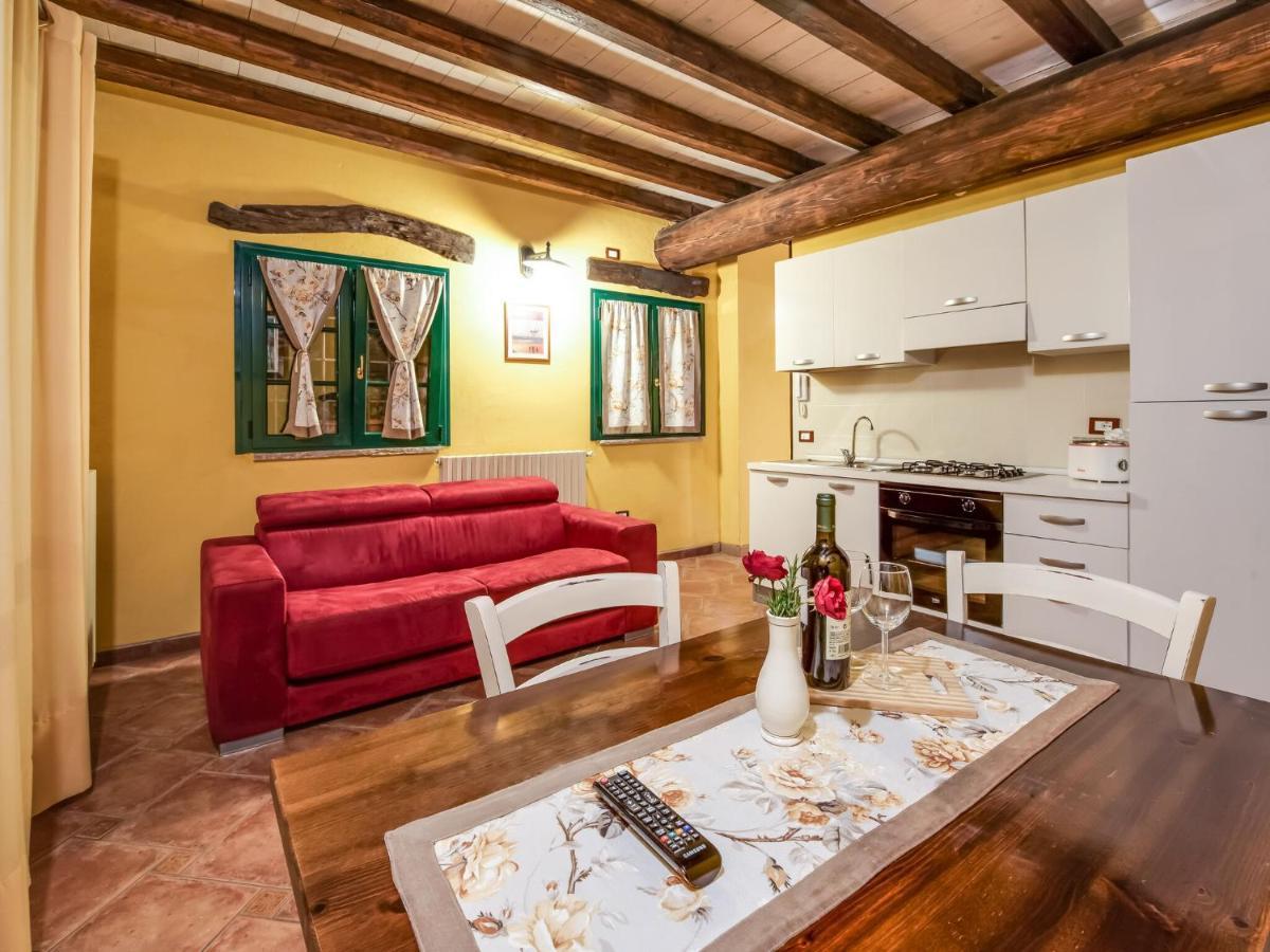 In A Green And Relaxing Atmosphere With Pool And Stunning Lake View Villa Marone Eksteriør bilde