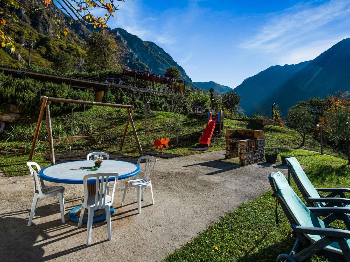 In A Green And Relaxing Atmosphere With Pool And Stunning Lake View Villa Marone Eksteriør bilde