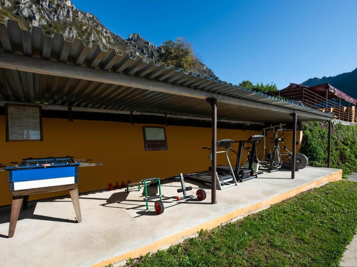 In A Green And Relaxing Atmosphere With Pool And Stunning Lake View Villa Marone Eksteriør bilde